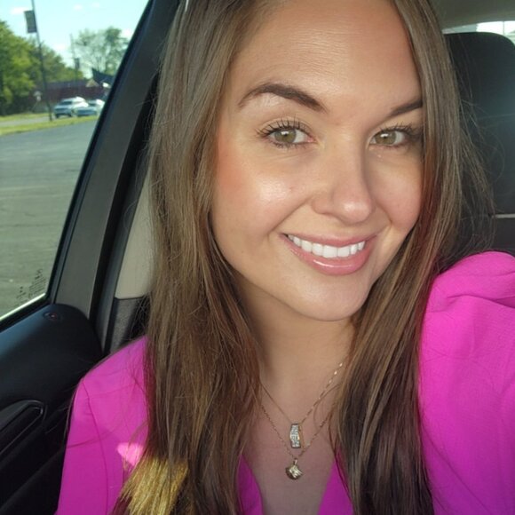 Meet your Posher, Jessica - Picture 8 of 8